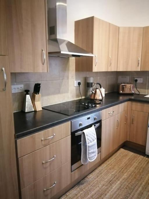 Appartement Stylish One Bed Flat With Private Parking à Aberdeen Extérieur photo